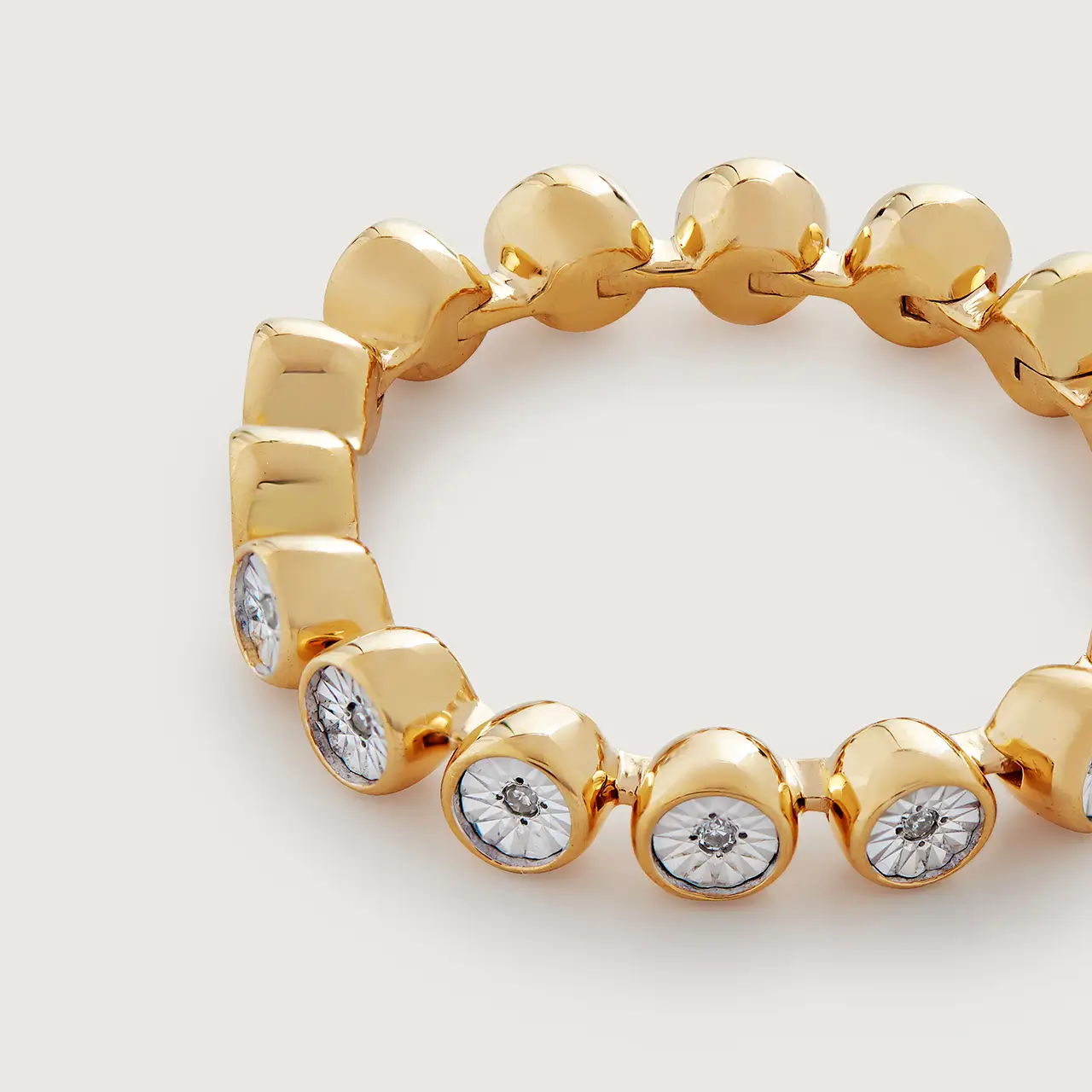 Many Diamonds Ring - Image 3