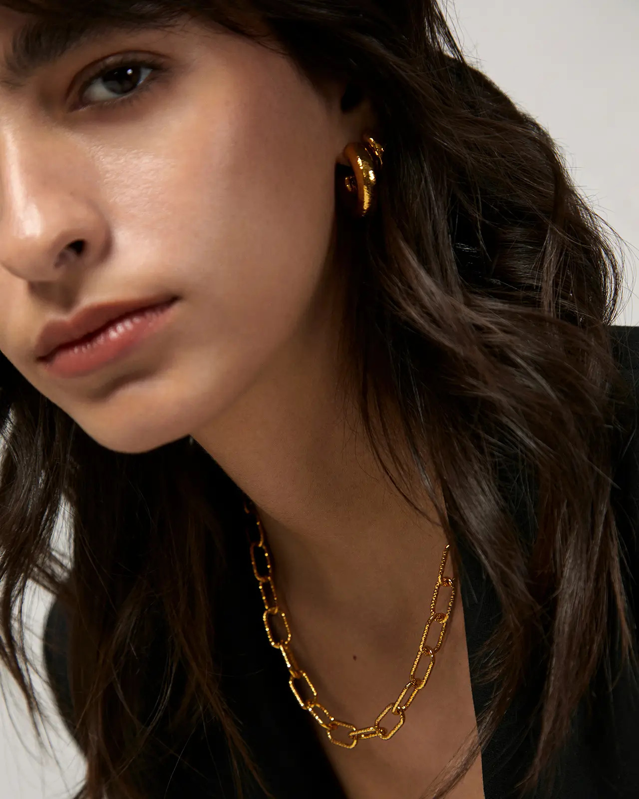 Textured Chunky Necklace - Image 2
